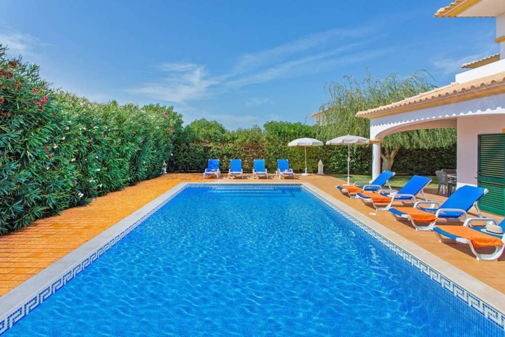 Villa White Sands - Private Oasis, Heated Pool, Beaches & Strip Nearby Albufeira Extérieur photo
