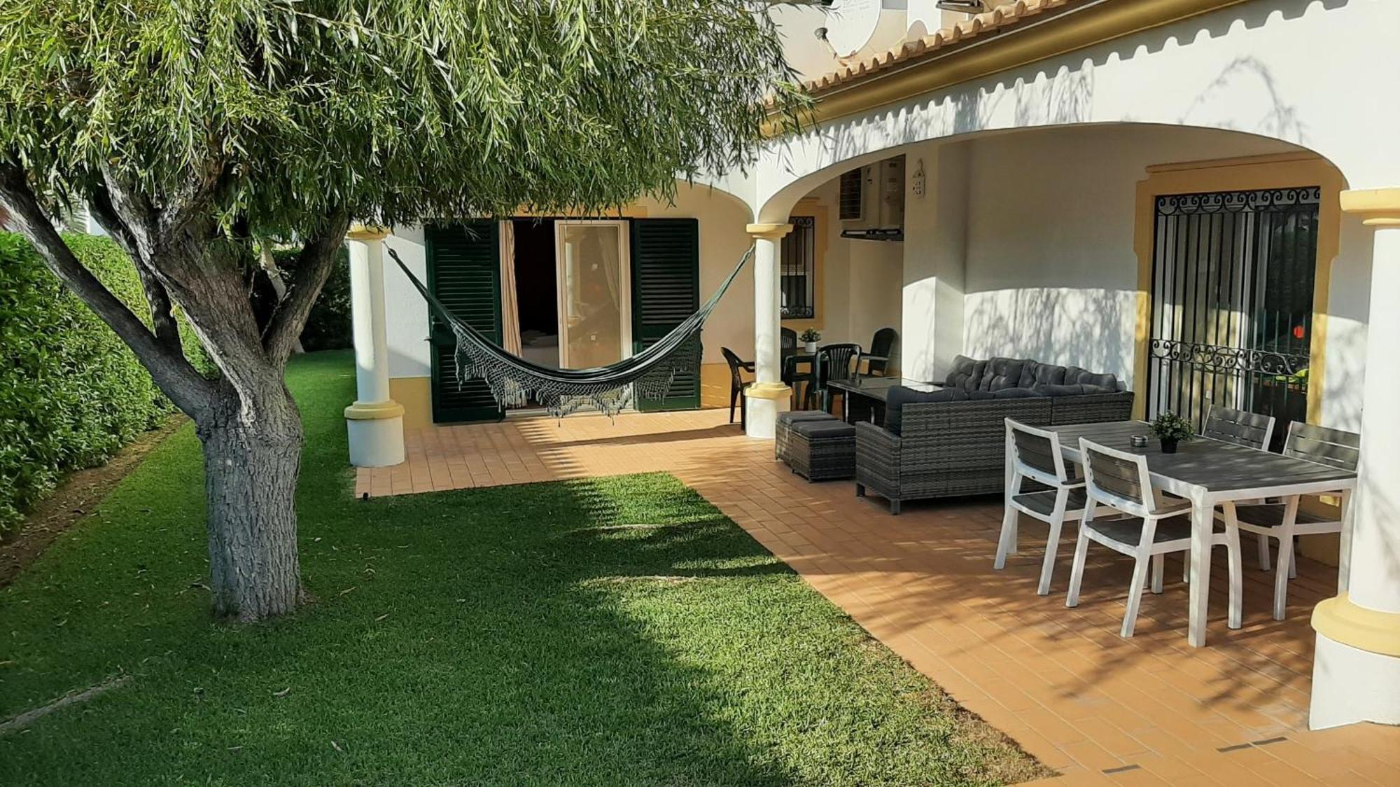 Villa White Sands - Private Oasis, Heated Pool, Beaches & Strip Nearby Albufeira Extérieur photo