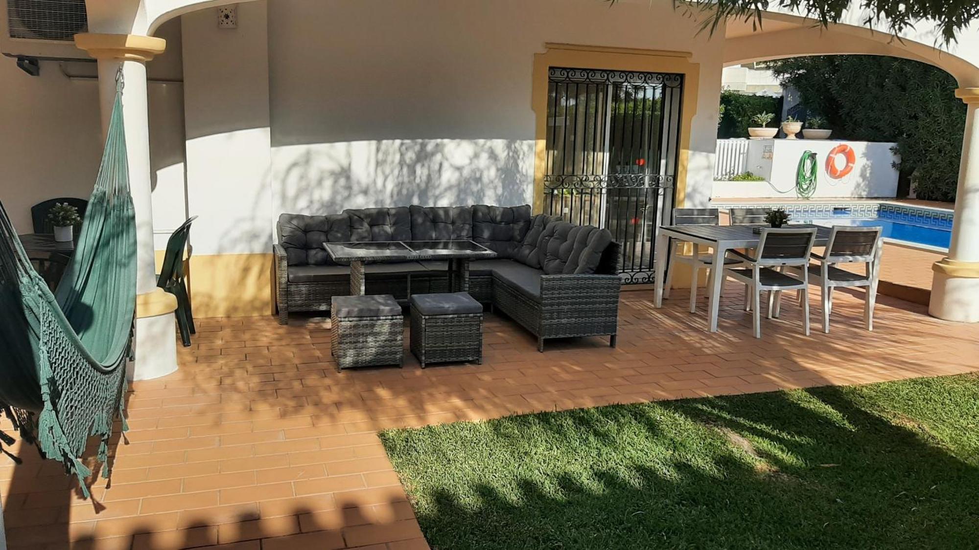 Villa White Sands - Private Oasis, Heated Pool, Beaches & Strip Nearby Albufeira Extérieur photo